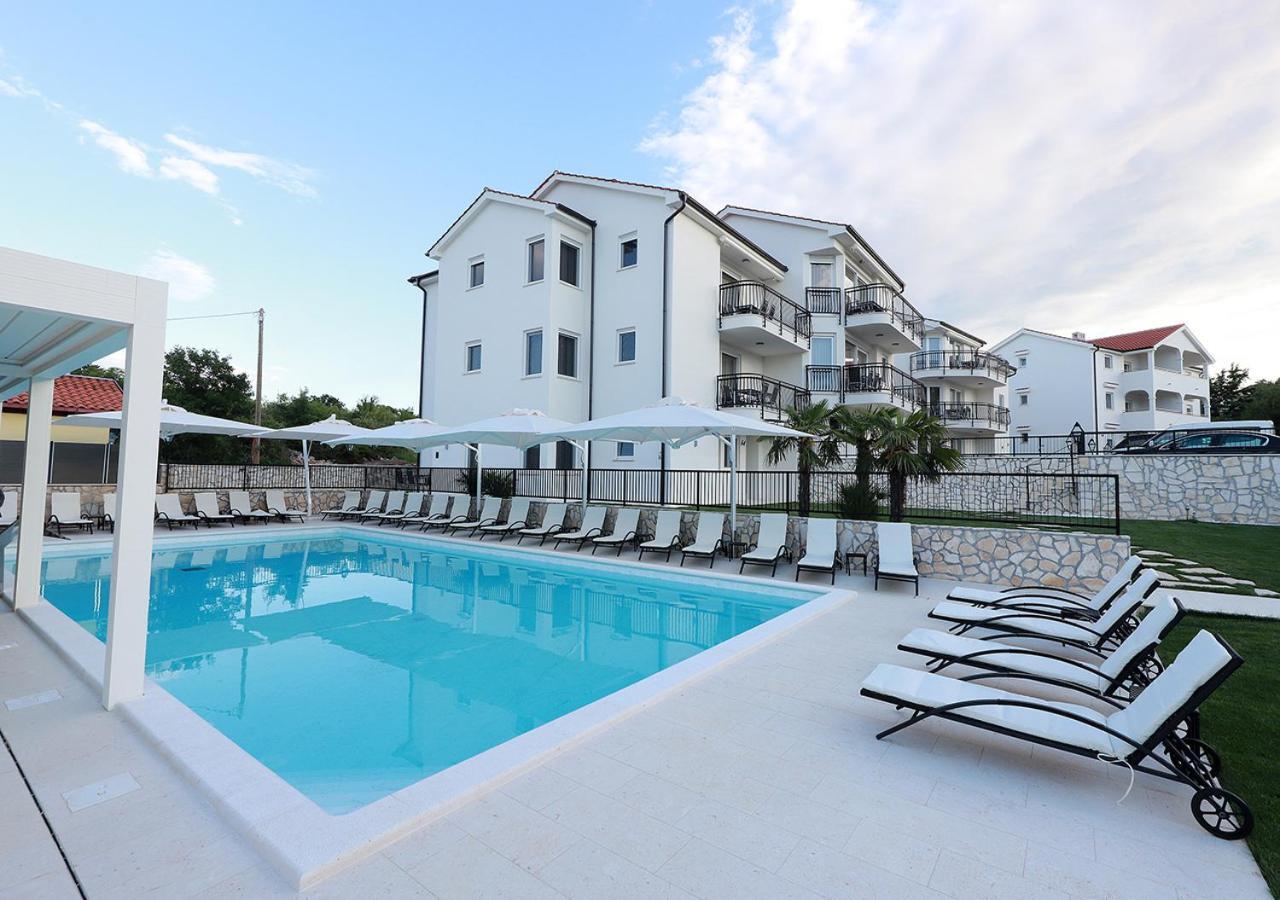 Cool Silo Appartement Resort Luaran gambar