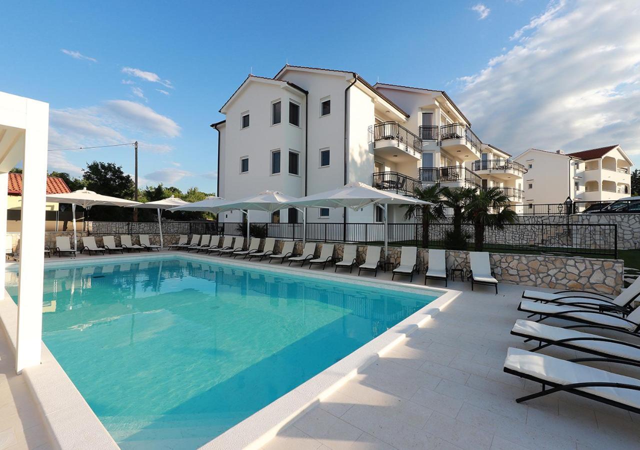 Cool Silo Appartement Resort Luaran gambar