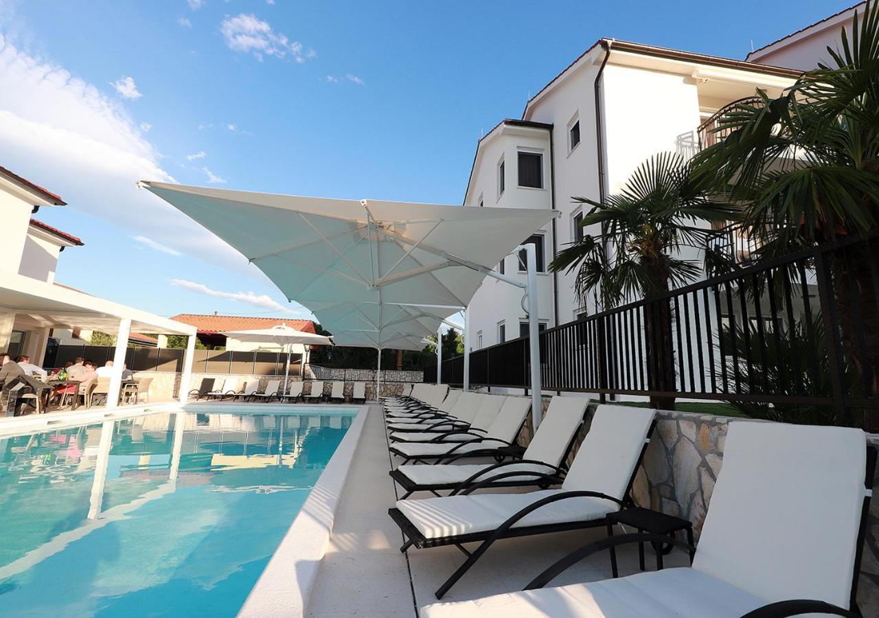 Cool Silo Appartement Resort Luaran gambar